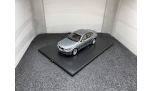 BMW 545i E60 2003 - 2010 silver metallic, редкая масштабная модель, Kyosho, scale43
