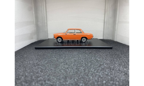 BMW 1600-2 TYP116  1966 - 1974 orange, редкая масштабная модель, Minichamps, scale43