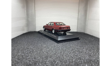 BMW 7 Series E32 1986 burgundrot ll metallic, редкая масштабная модель, Minichamps, scale43