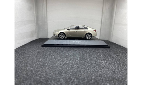 Opel Insignia Hatchback 2008 pannacotta, редкая масштабная модель, Schuco, scale43