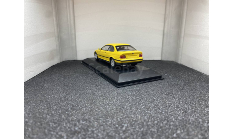BMW 3 Series E36 Coupe yellow, редкая масштабная модель, Minichamps, scale43