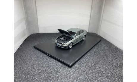 BMW 3-series  E90 2005 arktisgrün metallic, редкая масштабная модель, Minichamps, 1:43, 1/43