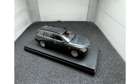 BMW 545i  Touring E61 2004 titan gray, редкая масштабная модель, Kyosho, scale43