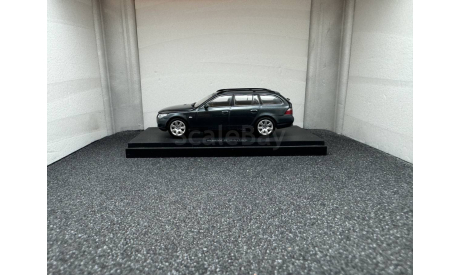 BMW 545i  Touring E61 2004 titan gray, редкая масштабная модель, Kyosho, scale43
