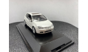 Volkswagen Golf V concept white, редкая масштабная модель, Schuco, scale43