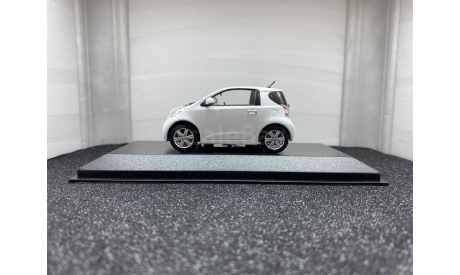 Toyota IQ 2009 white, редкая масштабная модель, scale43, Minichamps