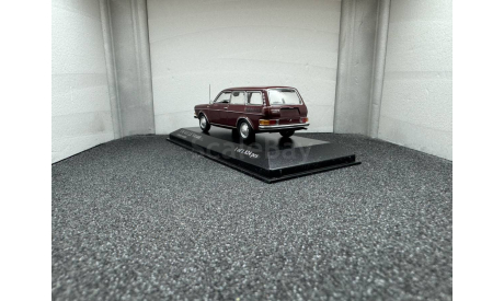 Volkswagen 411 LE Variant 1969 colorado metallic, редкая масштабная модель, Minichamps, scale43