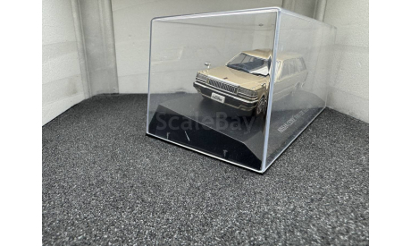 Nissan Y30 Cedric Van V20E Deluxe 1999 light gold, масштабная модель, AOSHIMA, scale43