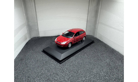 Ford Focus 1998 Red, редкая масштабная модель, Minichamps, scale43