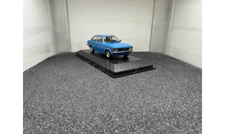 Opel Kadett C Berlina 1978 signalblau, редкая масштабная модель, Minichamps, scale43