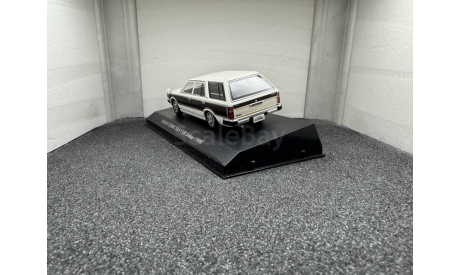 Nissan Cedric Y30 Van V20E Deluxe 1999, white / brown, редкая масштабная модель, AOSHIMA, 1:43, 1/43