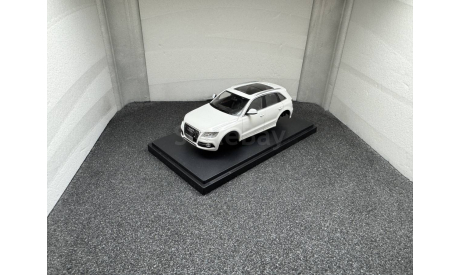 Audi Q5 2010 White, масштабная модель, scale43