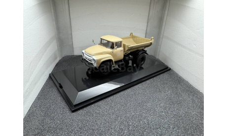 ЗИЛ 130 самосвал, ММЗ-555, Астрахань ДСТ №1 1966, масштабная модель, DiP Models, scale43