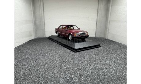 Mercedes-Benz 230 E W124 1991 almadinrod metallic, редкая масштабная модель, Minichamps, scale43