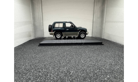 Mitsubishi Pajero II 1998 SWB restyling green metallic, редкая масштабная модель, Minichamps, scale43