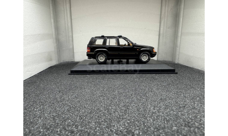 Jeep Grand Cherokee ZJ black 1992-98, редкая масштабная модель, Minichamps, scale43