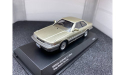 Nissan Leopard 3.0 Ultima beige metallic two-tone 1986