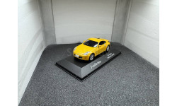 Nissan Fairlady Z Coupe yellow
