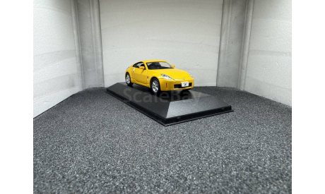 Nissan Fairlady Z Coupe yellow, масштабная модель, J-Collection, scale43