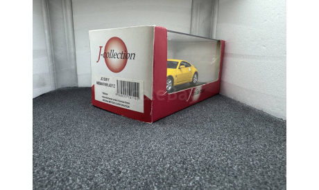 Nissan Fairlady Z Coupe yellow, масштабная модель, J-Collection, scale43