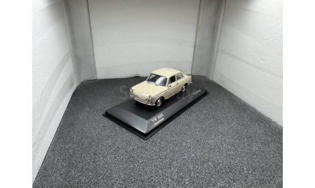 Volkswagen 1600 TL  1966 savannabage, редкая масштабная модель, Minichamps, scale43