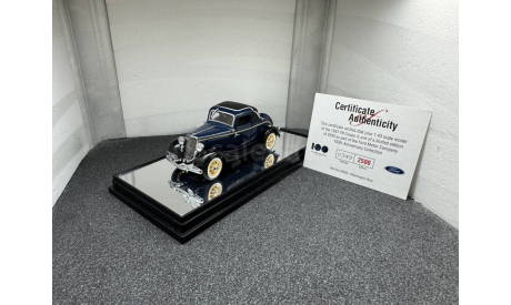 Ford V8 1933 Coupe Washington blue, редкая масштабная модель, Classic Carlectables, scale43