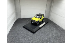 Suzuki Jimny JB64W 2018 kinetic yellow/black roof