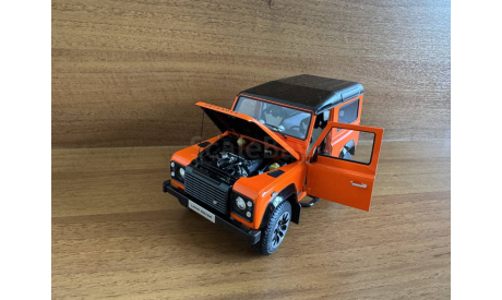 Land Rover Defender 90 Works V8 2018 orange/schwarz, масштабная модель, 1:43, 1/43, LCD models