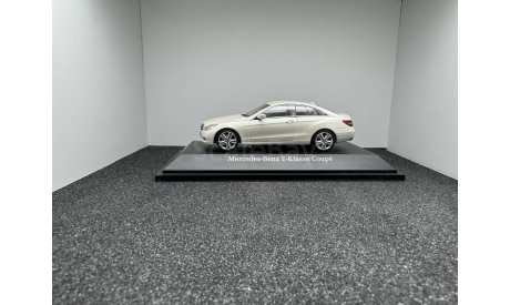 Mercedes-Benz E-klasse coupe C207 2009 diamantweiis, редкая масштабная модель, Schuco, scale43