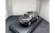 Volkswagen Touareg II 2010 graciosabraunmet, редкая масштабная модель, Schuco, scale43