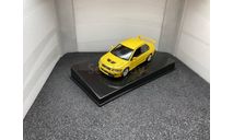 Mitsubishi Lancer Evo VII yellow 2001, редкая масштабная модель, Autoart, scale43