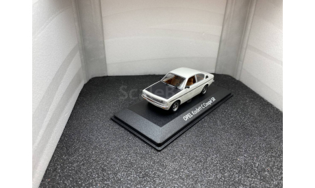 Opel Kadett C Coupe SR 1976 weiß/schwarze, редкая масштабная модель, Minichamps, scale43