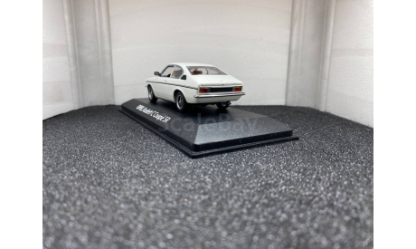 Opel Kadett C Coupe SR 1976 weiß/schwarze, редкая масштабная модель, Minichamps, scale43