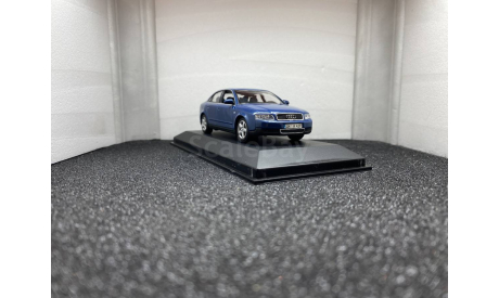 Audi A4 B6 2000 - 2004 denimblau, редкая масштабная модель, Minichamps, scale43