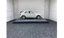 Mercedes-Benz M-Klasse W164 2005 calcit white uni, редкая масштабная модель, Minichamps, scale43