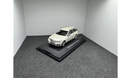 Mercedes-Benz E-Klasse T-Modell S212 (W212) diamantweiis, редкая масштабная модель, Schuco, scale43