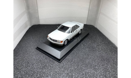 Mercedes-Benz 560 SEC W126 Coupe 1985 white, масштабная модель, Minichamps, scale43