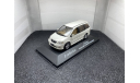 Mazda MPV V6 sports package 2002 white, масштабная модель, J-Collection, scale43