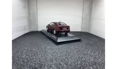 Opel Astra G CoupeE Bertone 2000 chiantirot, редкая масштабная модель, Minichamps, scale43