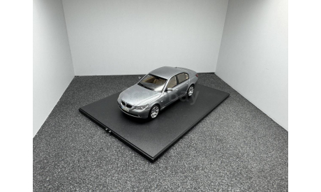 BMW 545i E60 2003 - 2010 silver metallic, редкая масштабная модель, Kyosho, 1:43, 1/43
