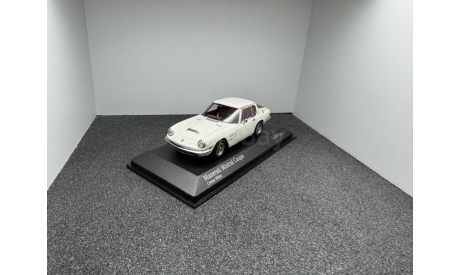 Maserati Mistral Coupe 1963 creme white, редкая масштабная модель, Minichamps, scale43
