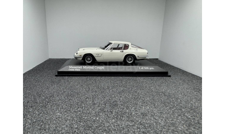 Maserati Mistral Coupe 1963 creme white, редкая масштабная модель, Minichamps, scale43