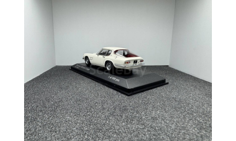 Maserati Mistral Coupe 1963 creme white, редкая масштабная модель, Minichamps, scale43