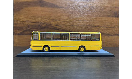 Ikarus 260.01 1973 янтарный, масштабная модель, DEMPRICE, scale43