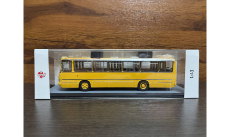 Ikarus 260.01 1973 янтарный, масштабная модель, DEMPRICE, scale43