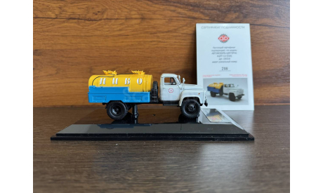 АЦПТ-3,3 ’Пиво’ 1975, масштабная модель, ГАЗ, DiP Models, 1:43, 1/43