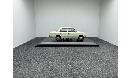 ВАЗ-2101 ’Жигули’ белый, масштабная модель, EVR-mini, scale43