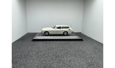 Volvo P1800 ES 1971 californiavit, редкая масштабная модель, Minichamps, scale43