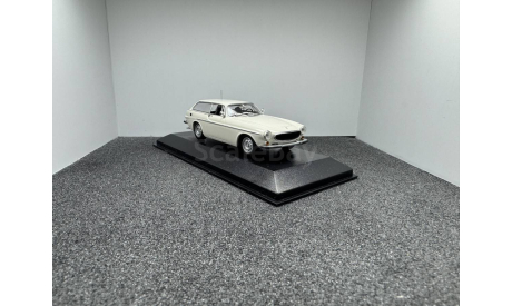 Volvo P1800 ES 1971 californiavit, редкая масштабная модель, Minichamps, scale43