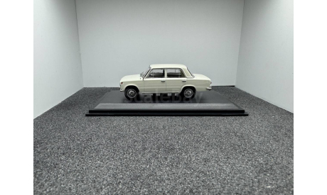 ВАЗ-2101 ’Жигули’ белый, масштабная модель, EVR-mini, scale43
